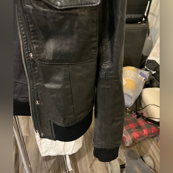 Black aviator Leather Jacket - Picture 5 of 15